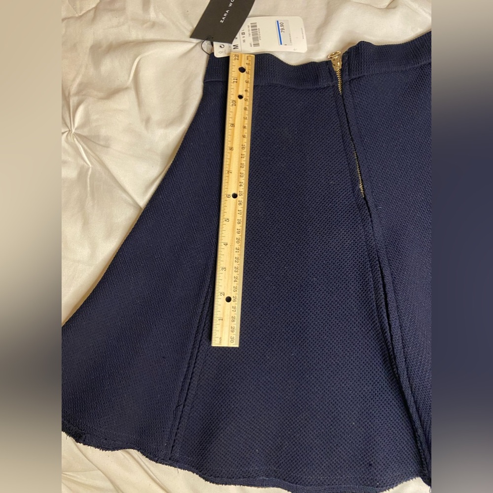 Zara Woman Navy Mini NYT size M